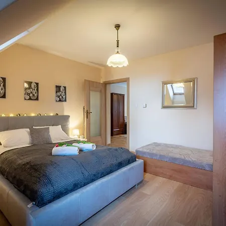 Styl Bella, Centrum Miasta *